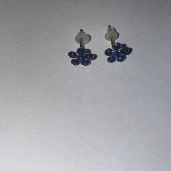 7mm Sapphire Blue Flower Cz And Sterling Post Earrings - Picture 2 of 11